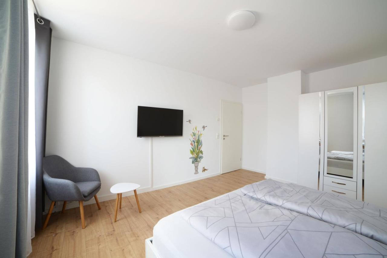 Schoene Ferienwohnung 78M2, 3 Schlafzimmer, 2 Baeder, Zentrumnah, 1Og Erfurt Ngoại thất bức ảnh