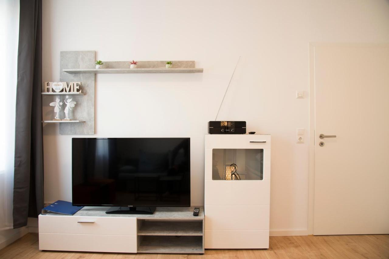 Schoene Ferienwohnung 78M2, 3 Schlafzimmer, 2 Baeder, Zentrumnah, 1Og Erfurt Ngoại thất bức ảnh