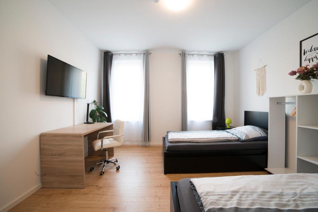 Schoene Ferienwohnung 78M2, 3 Schlafzimmer, 2 Baeder, Zentrumnah, 1Og Erfurt Ngoại thất bức ảnh
