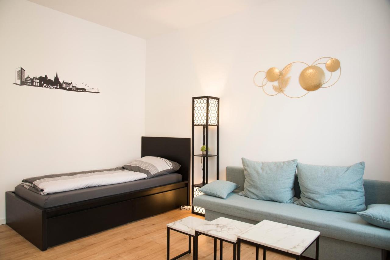 Schoene Ferienwohnung 78M2, 3 Schlafzimmer, 2 Baeder, Zentrumnah, 1Og Erfurt Ngoại thất bức ảnh