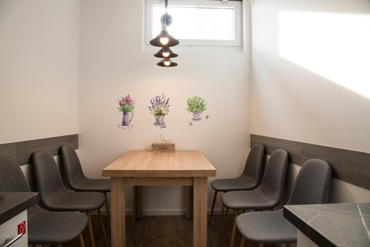 Schoene Ferienwohnung 78M2, 3 Schlafzimmer, 2 Baeder, Zentrumnah, 1Og Erfurt Ngoại thất bức ảnh
